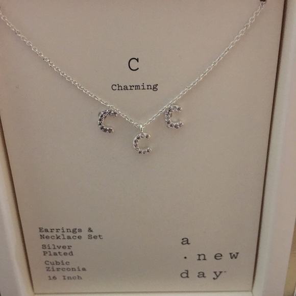 Necklace and Earrings set - Picture 1 of 2